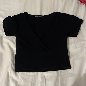 BRANDY MELVILLE CROP TOP